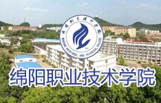 温情伴前行